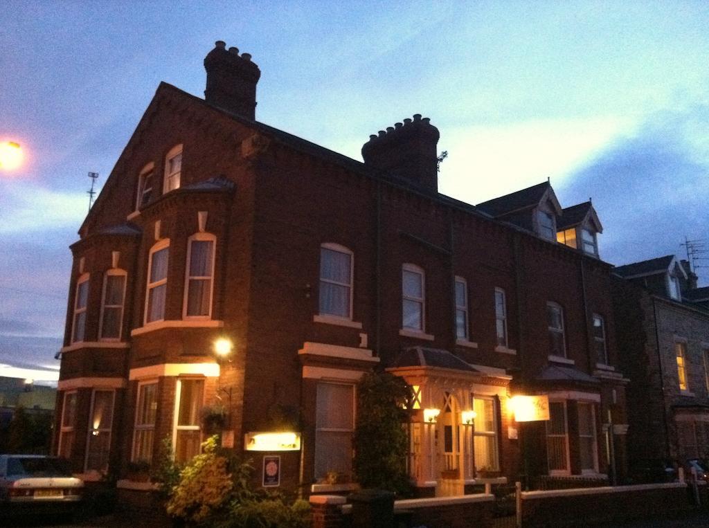 Feversham Lodge Guest House 요크 외부 사진